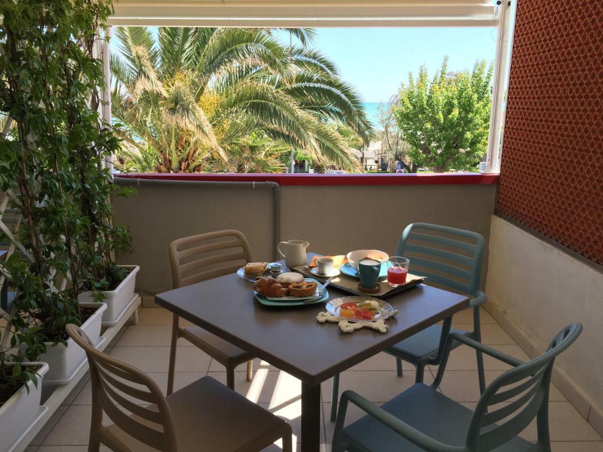 Sulmare Alba Adriatica Bed & Breakfast Екстериор снимка