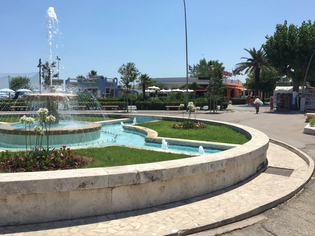 Sulmare Alba Adriatica Bed & Breakfast Екстериор снимка